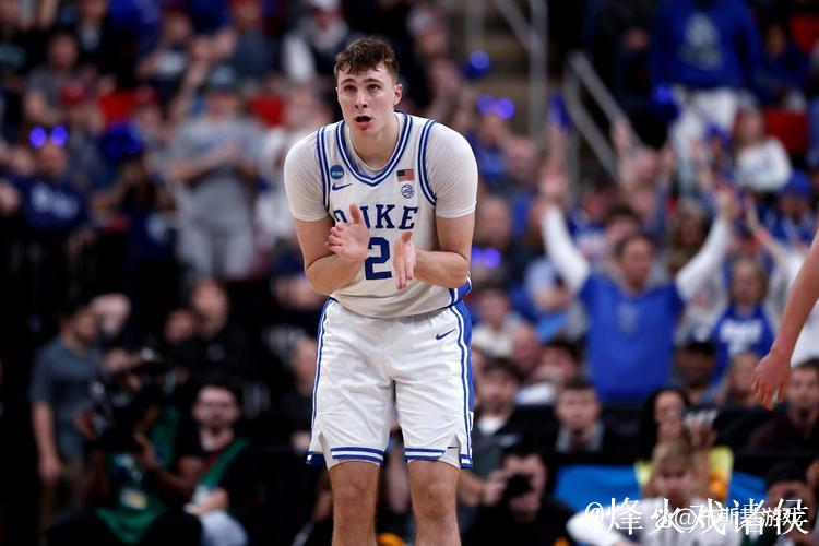 美媒：弗拉格18岁3次半场得分20+创纪录，詹姆斯仅有1次